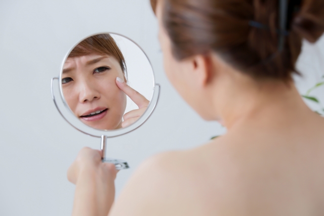 大人ニキビの原因と改善・予防法と美肌に導くスキンケア法